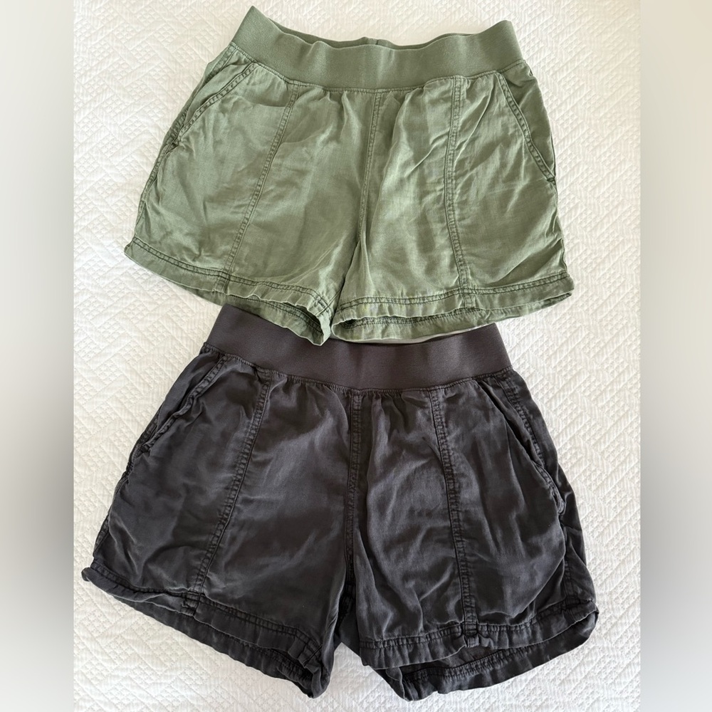 Two Pairs Faherty Shorts